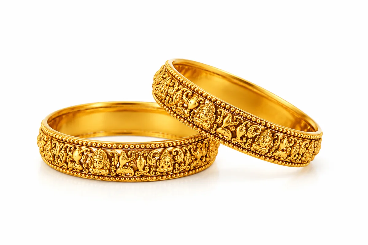 Pair of commissioned gold kada